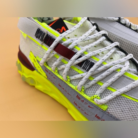 nike react runner ispa platinum tint volt glow team red